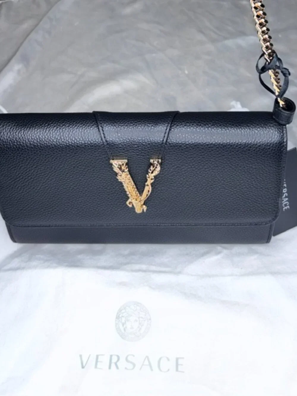 NWT Versace Virtus Black Leather Wallet on Chain 🖤✨